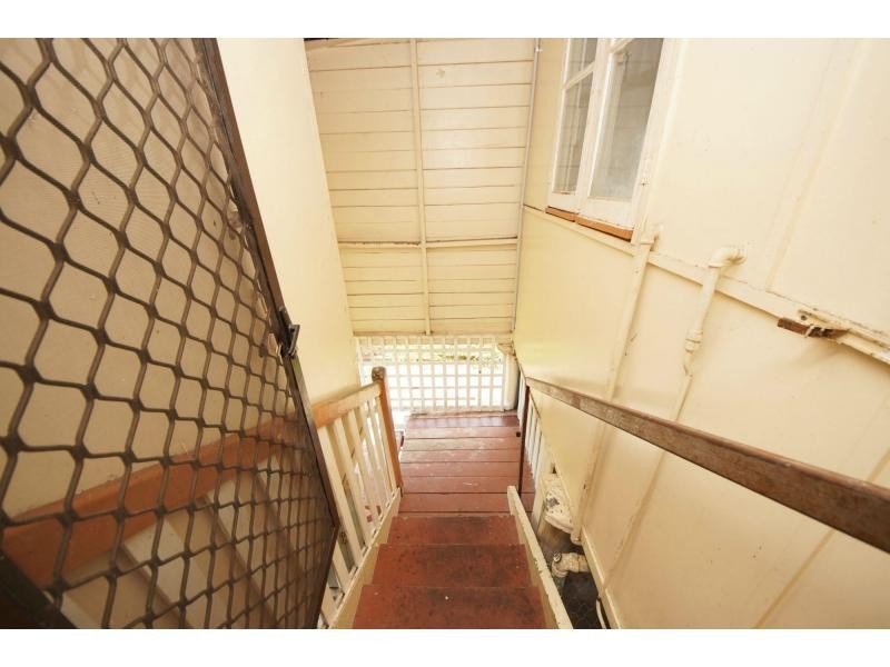 13 Rossiter Street, Ayr QLD 4807