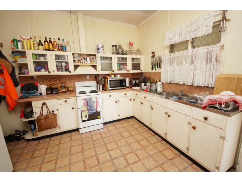 4 Third A Street, Home Hill QLD 4806