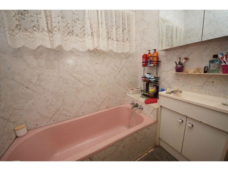 4 Third A Street, Home Hill QLD 4806