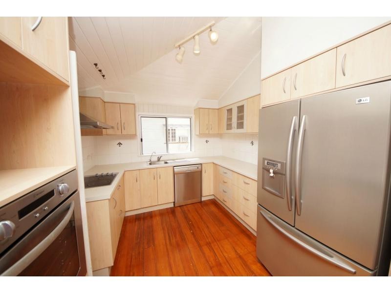 42 Twelfth Street, Home Hill QLD 4806