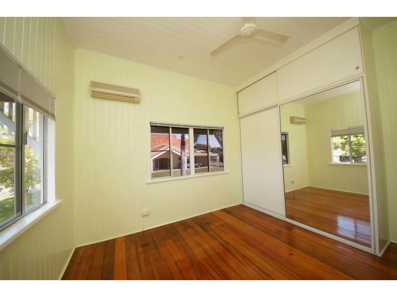 42 Twelfth Street, Home Hill QLD 4806