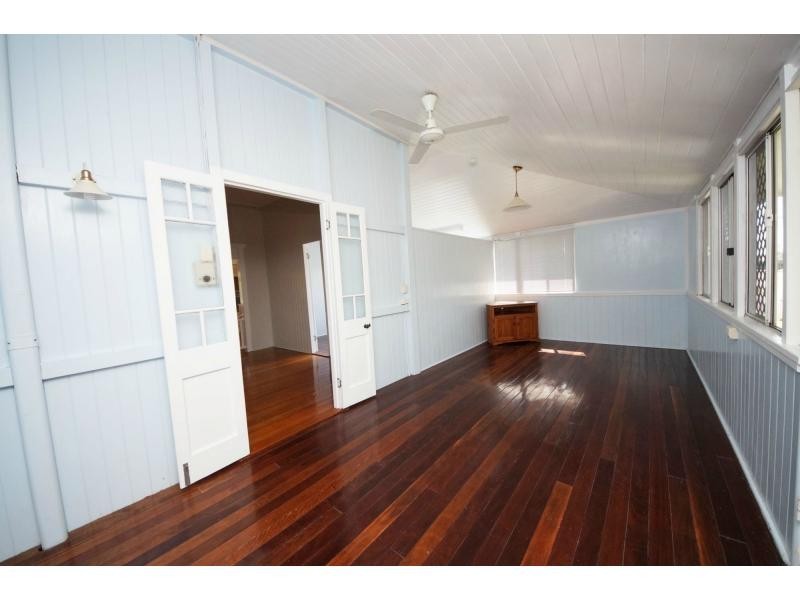 42 Twelfth Street, Home Hill QLD 4806