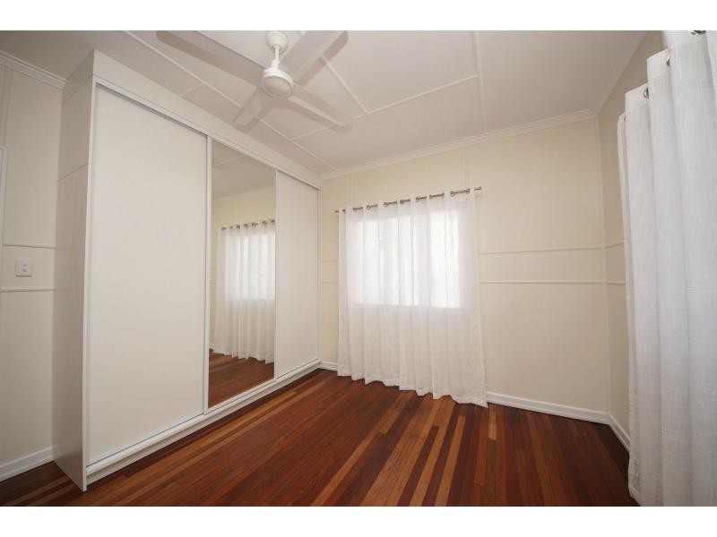 143 Ninth Avenue, Home Hill QLD 4806