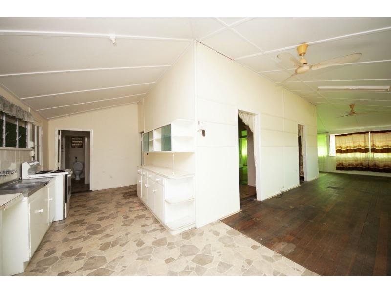 122 Munro Street, Ayr QLD 4807