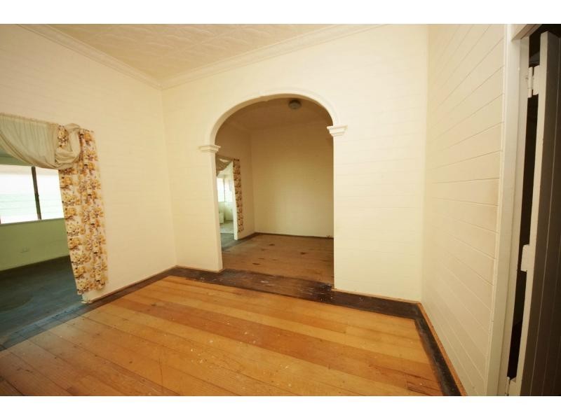 122 Munro Street, Ayr QLD 4807