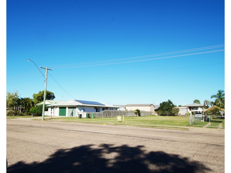 136 Fourteenth Avenue, Home Hill QLD 4806