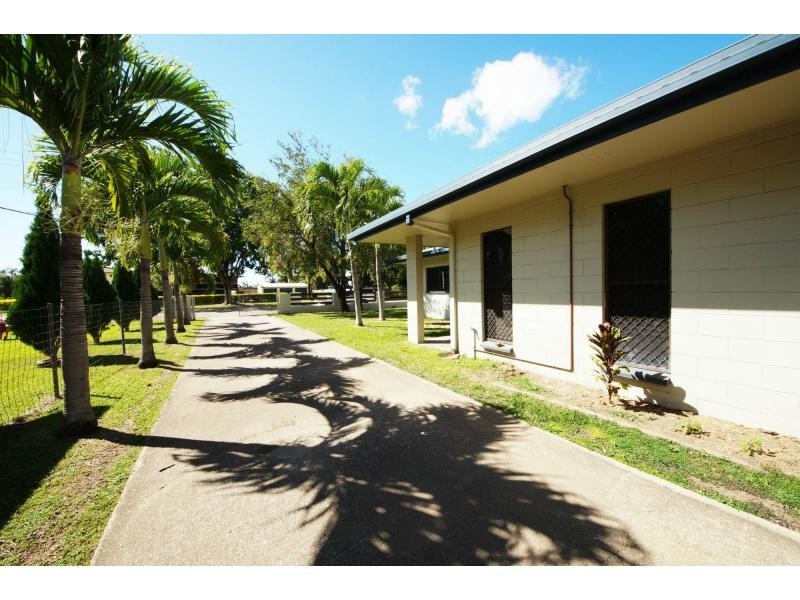 96 Thirteenth Avenue, Home Hill QLD 4806