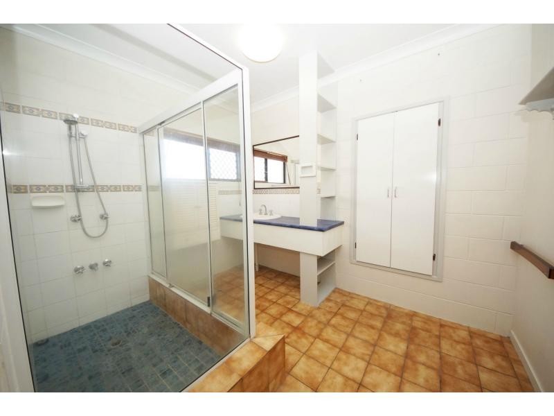 96 Thirteenth Avenue, Home Hill QLD 4806