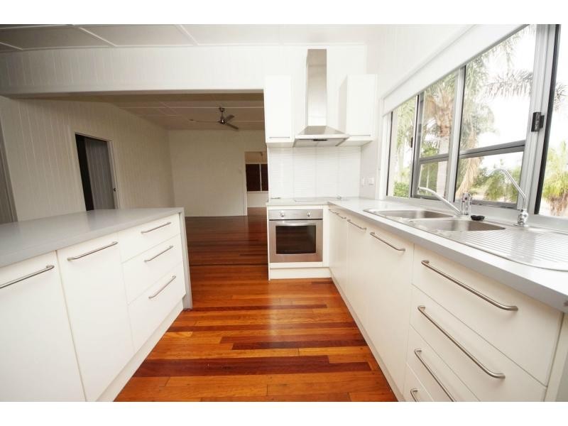 76 Old Home Hill Road, Ayr QLD 4807