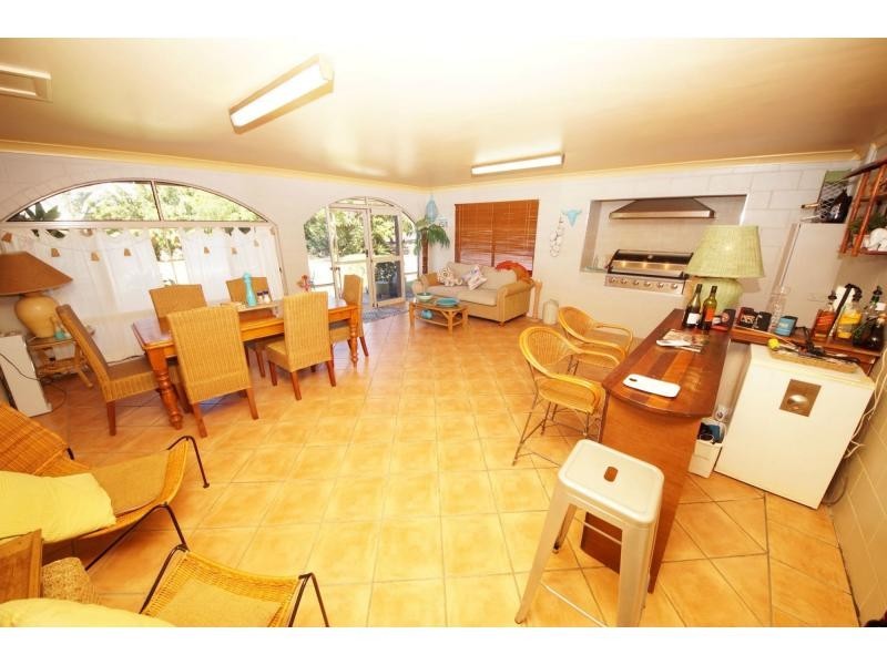 132 Mt Kelly Drive, Ayr QLD 4807
