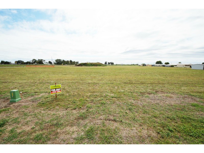 62,64,66 Young Street, Ayr QLD 4807