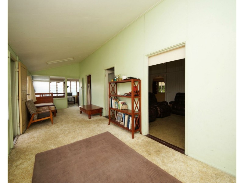 12 Cameron Street, Ayr QLD 4807