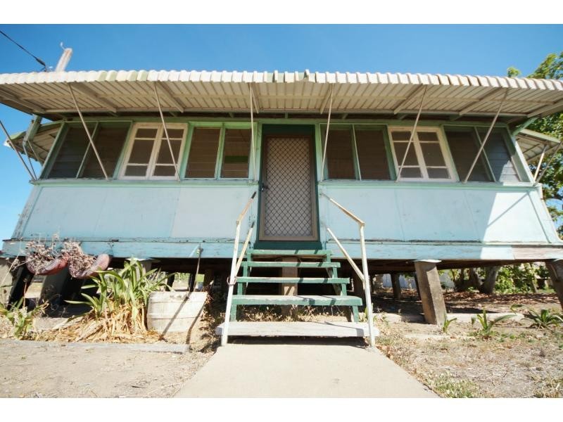 34 Bower Street, Ayr QLD 4807