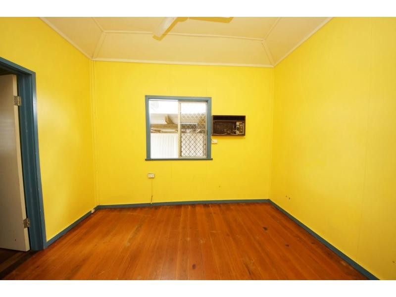 101 Twelfth Avenue, Home Hill QLD 4806