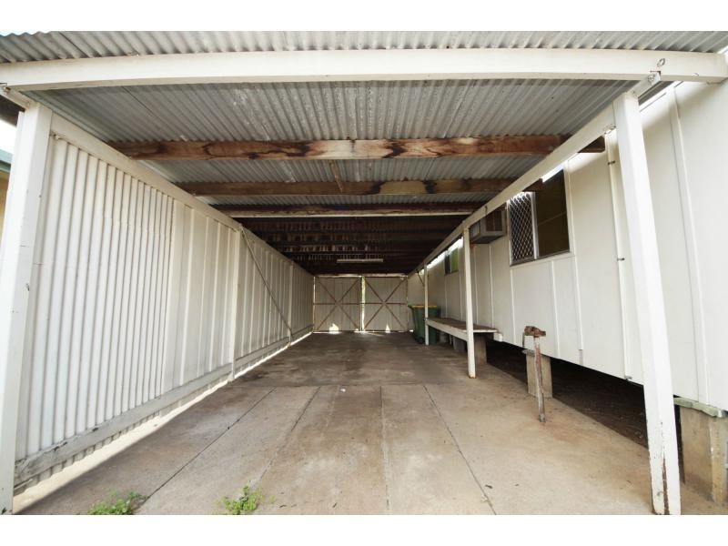 101 Twelfth Avenue, Home Hill QLD 4806