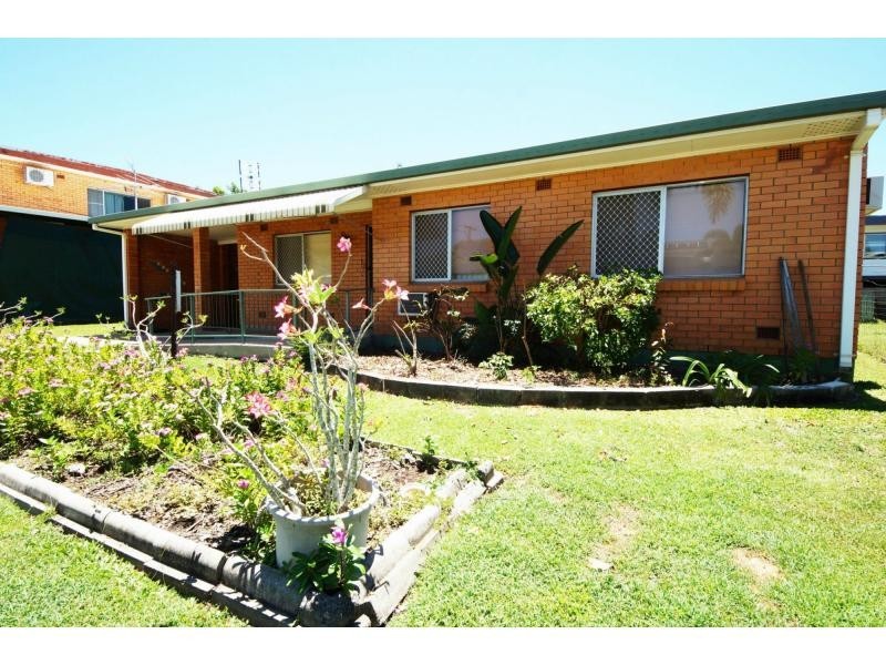 24 McIntyre Street, Ayr QLD 4807