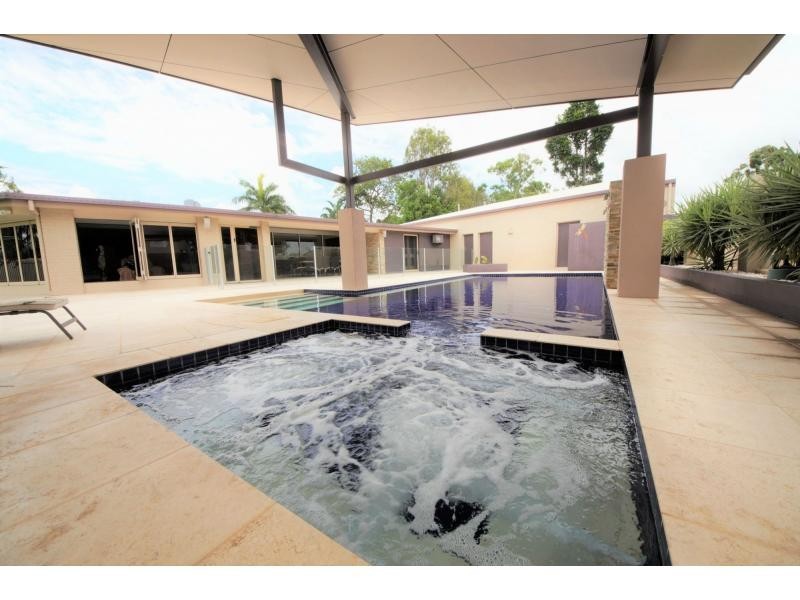 12 Hillcrest Place, Ayr QLD 4807