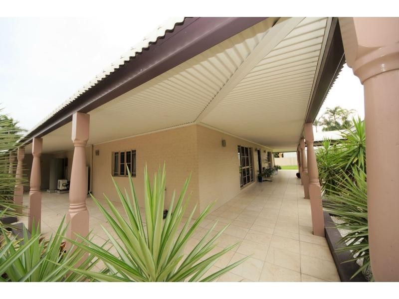 12 Hillcrest Place, Ayr QLD 4807