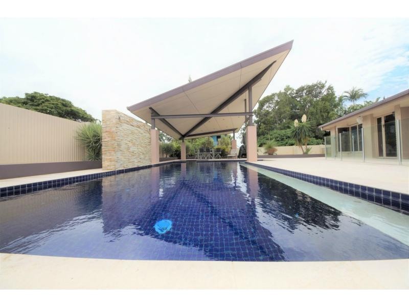 12 Hillcrest Place, Ayr QLD 4807