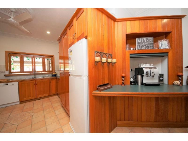 12 Hillcrest Place, Ayr QLD 4807