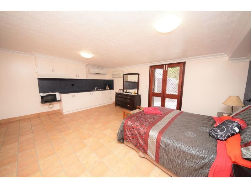 12 Hillcrest Place, Ayr QLD 4807