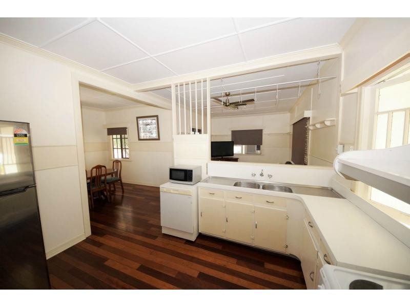 21 Brisbane Street, Ayr QLD 4807