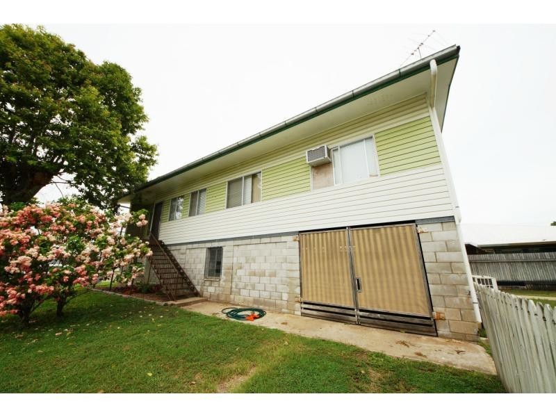 125 Ninth Avenue, Home Hill QLD 4806