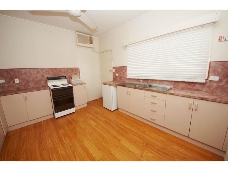 125 Ninth Avenue, Home Hill QLD 4806