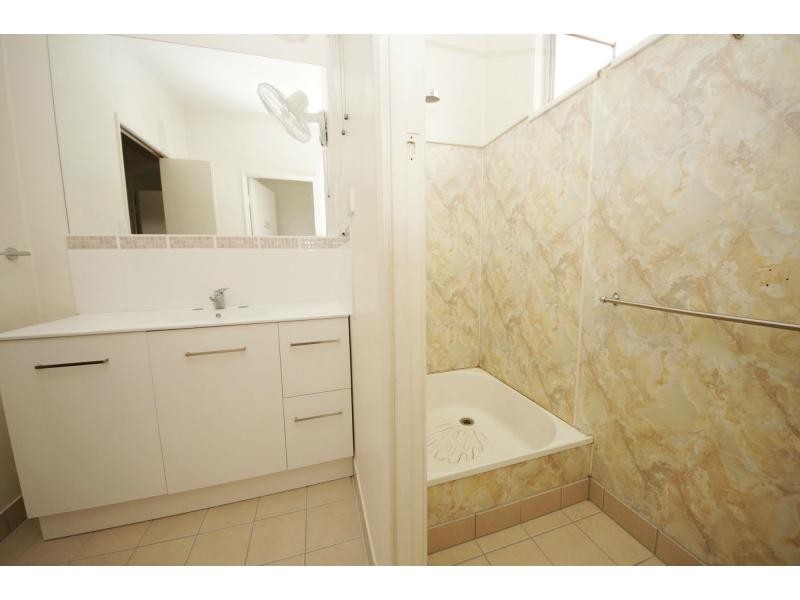 125 Ninth Avenue, Home Hill QLD 4806