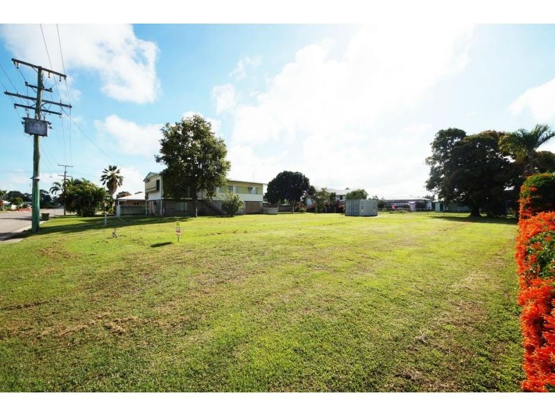 123 Ninth Avenue, Home Hill QLD 4806