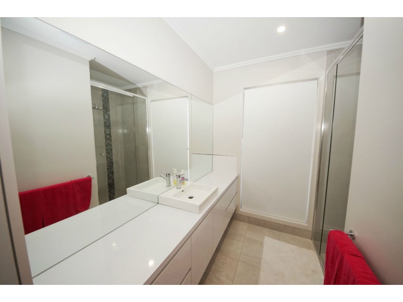 4 Keyren Way, Ayr QLD 4807