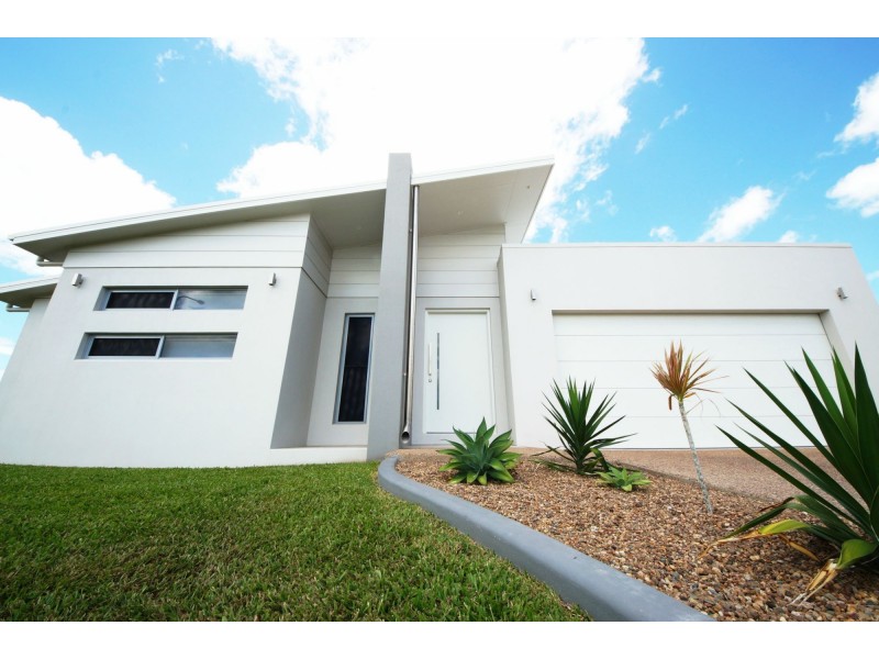 4 Keyren Way, Ayr QLD 4807