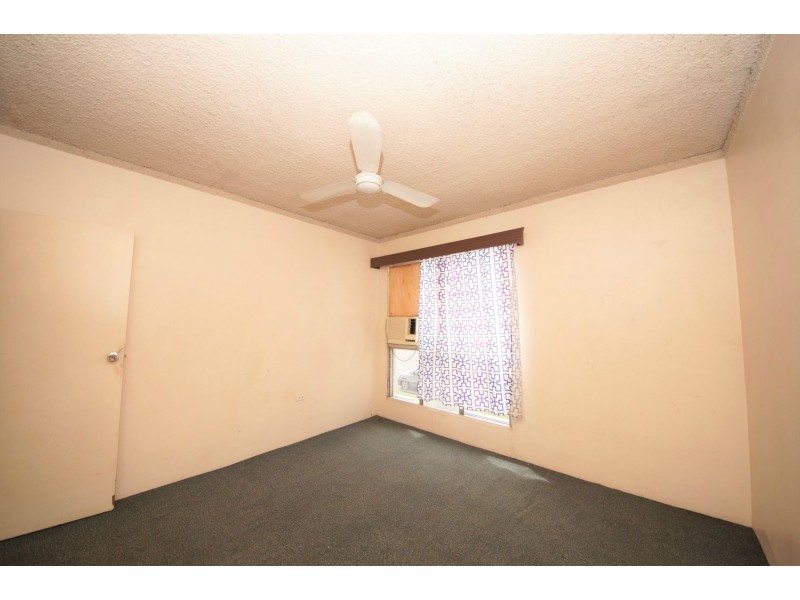 4/9 Queen Street, Ayr QLD 4807