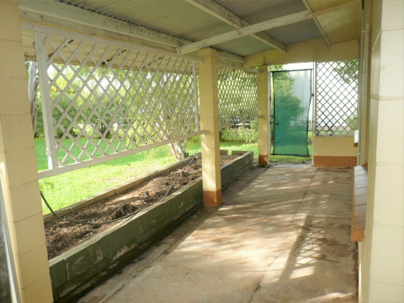 28 Cameron Street, Ayr QLD 4807