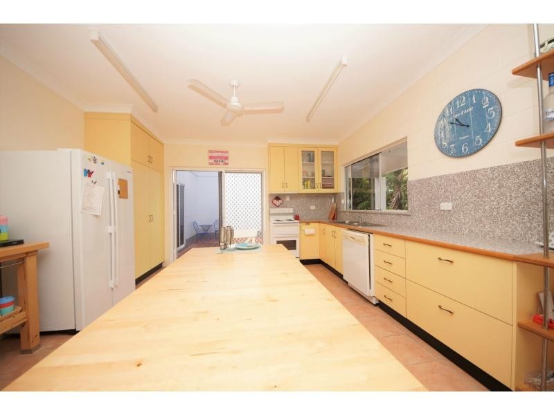 45 Topton Street, Alva QLD 4807