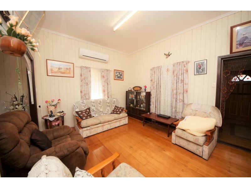 54 First Street, Home Hill QLD 4806