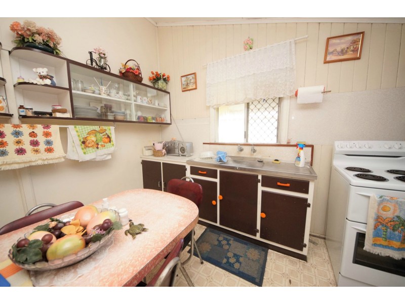 54 First Street, Home Hill QLD 4806