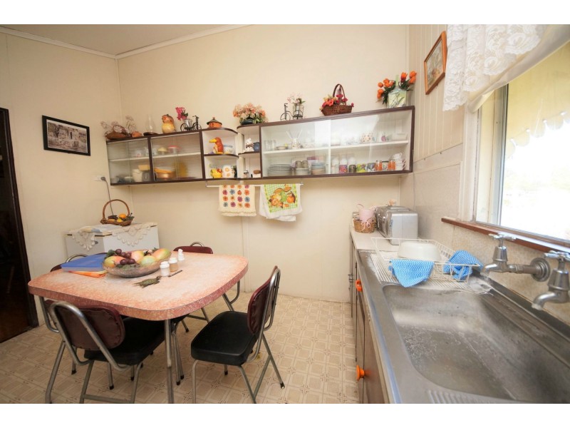 54 First Street, Home Hill QLD 4806