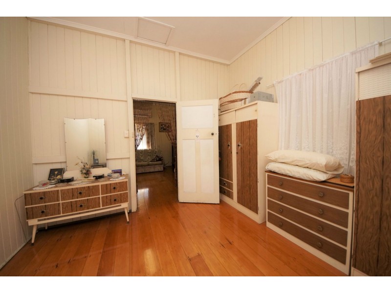 54 First Street, Home Hill QLD 4806