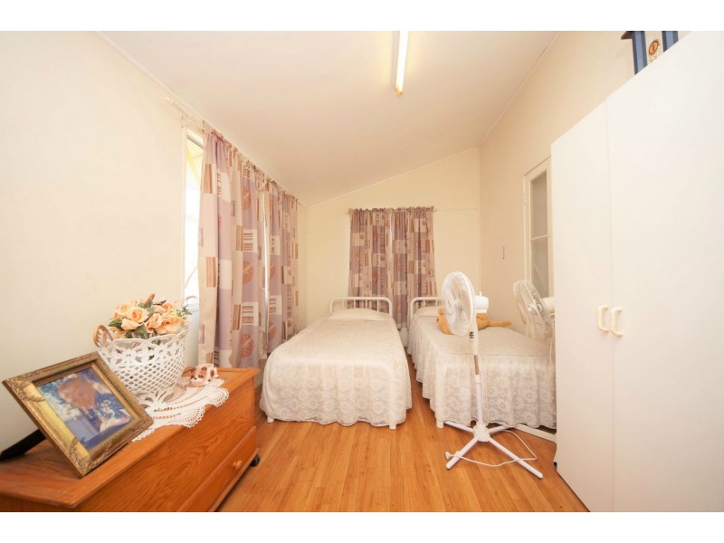 54 First Street, Home Hill QLD 4806