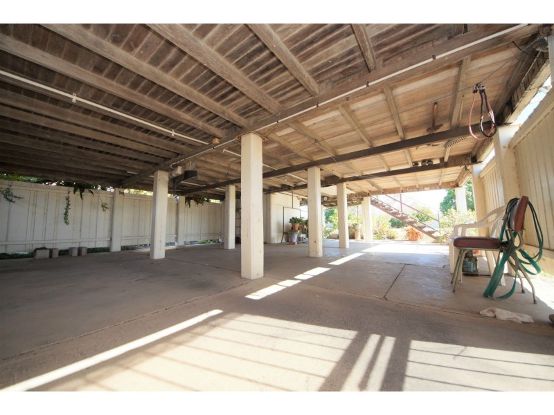 54 First Street, Home Hill QLD 4806