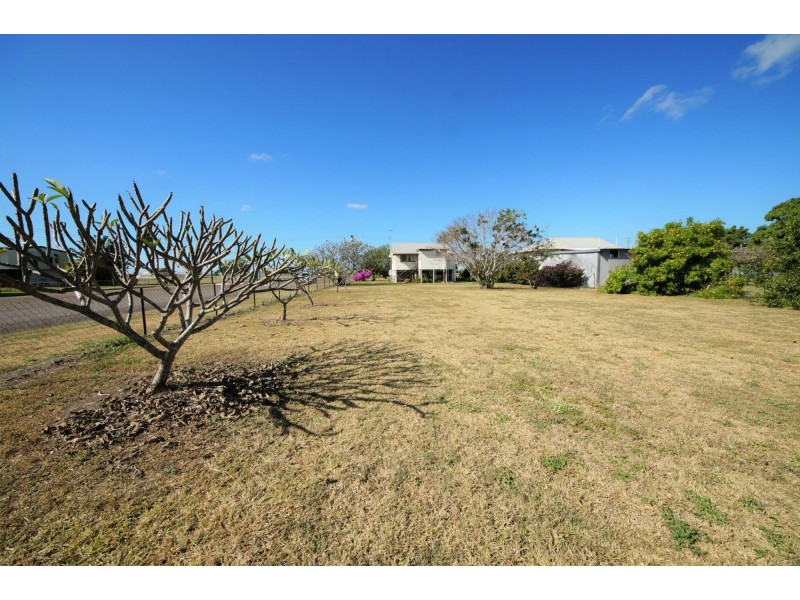 54 First Street, Home Hill QLD 4806