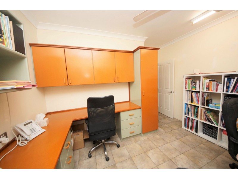 36 Laurence Crescent, Ayr QLD 4807