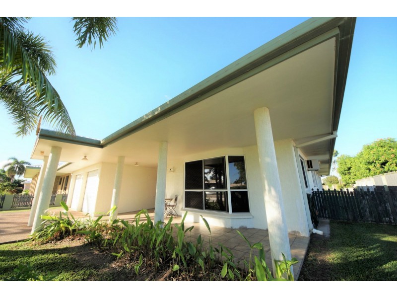 36 Laurence Crescent, Ayr QLD 4807