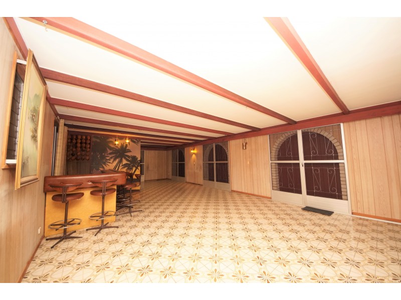 1 McIntyre Street, Ayr QLD 4807