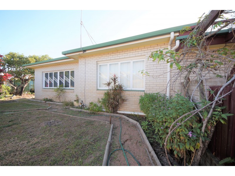 1 McIntyre Street, Ayr QLD 4807