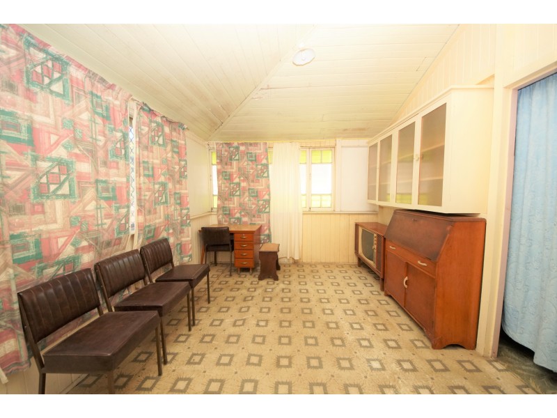 10 Tenth Street, Home Hill QLD 4806