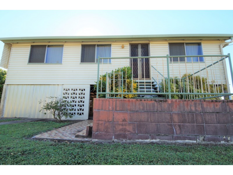 10 Tenth Street, Home Hill QLD 4806