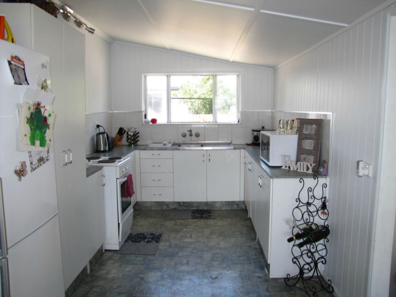 27 Sydney Street, Ayr QLD 4807