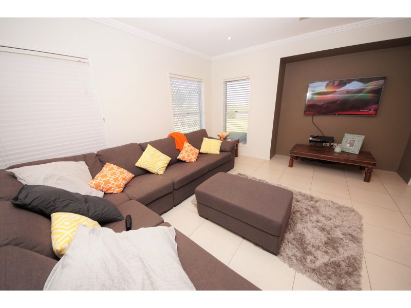 145 Burstall Rd, Ayr QLD 4807